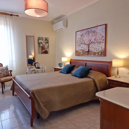 Apartment Lorenzo Guest - Garage Privato