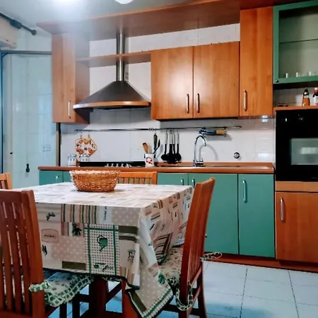 Lorenzo Guest With Free Private Parking-- Cantieri Culturali Apartment