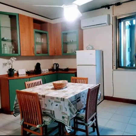 Apartment Lorenzo Guest - Garage Privato