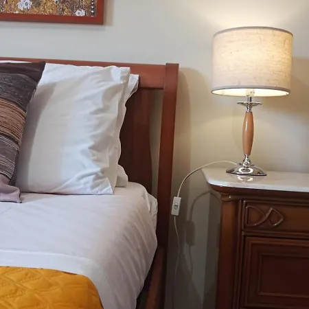 Lorenzo Guest With Free Private Parking-- Cantieri Culturali Apartment *