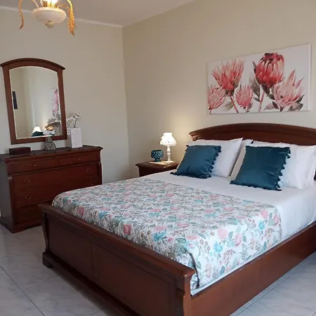 Apartment Lorenzo Guest With Free Private Parking-- Cantieri Culturali *